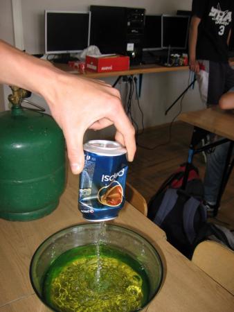 fen11_04.jpg